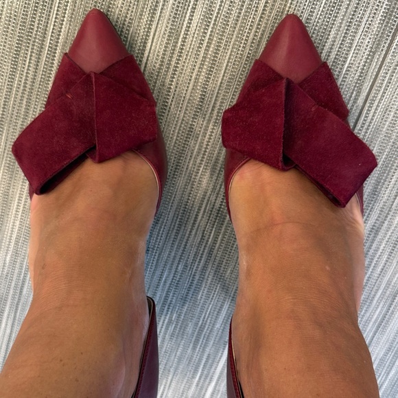 Nine West Shoes - Nine West Burgundy Heels with Bow Detail